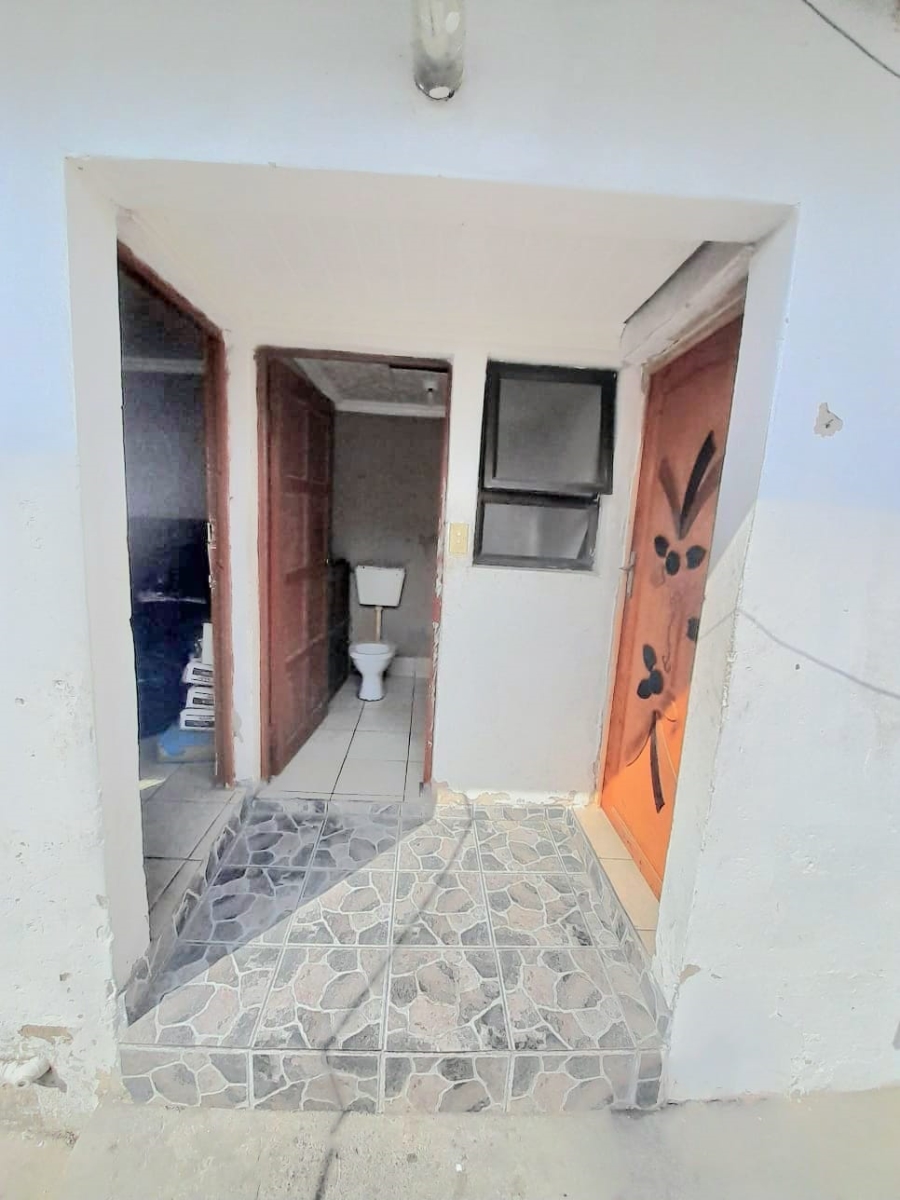 2 Bedroom Property for Sale in Mdantsane Nu 15 Eastern Cape